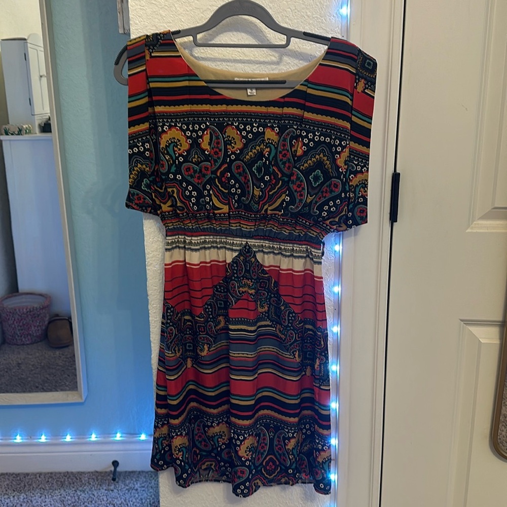 Ya paisley pattern short mini dress
Lightly worn